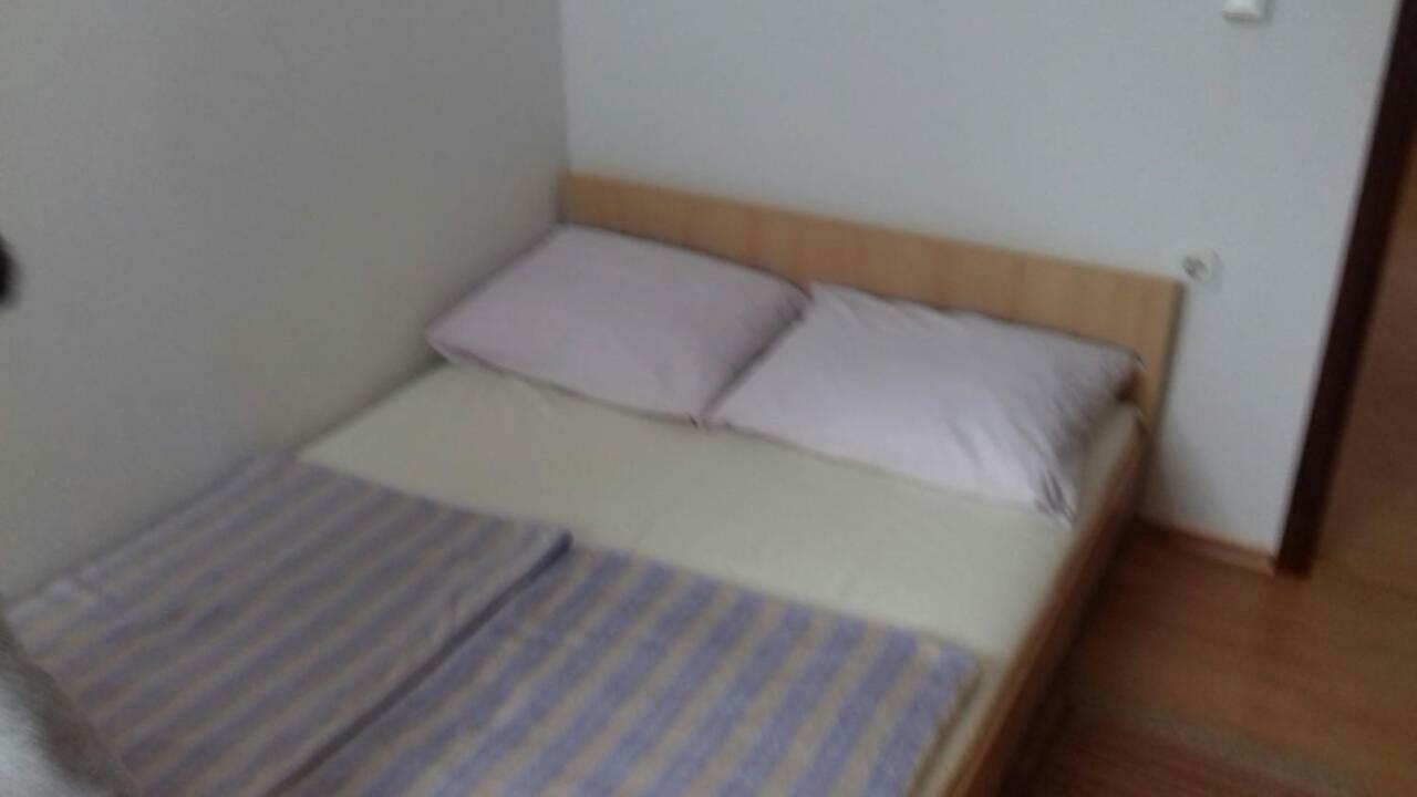 Apartmani Misak Врси Экстерьер фото