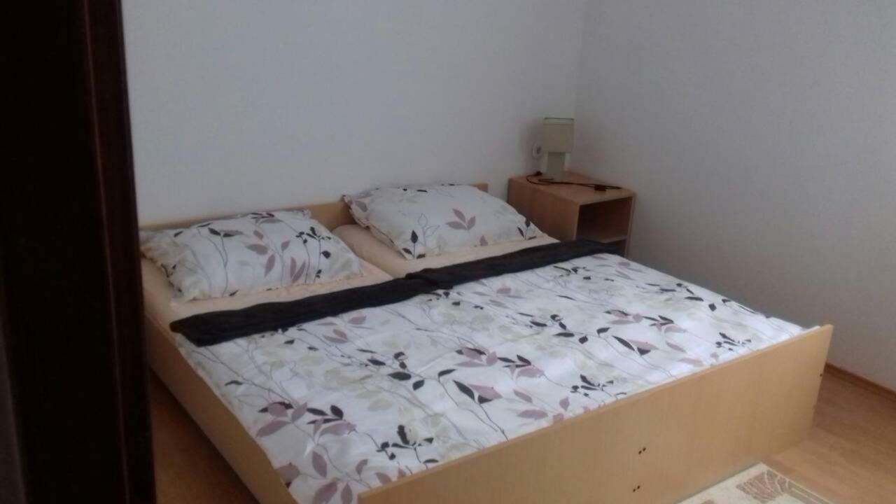 Apartmani Misak Врси Экстерьер фото