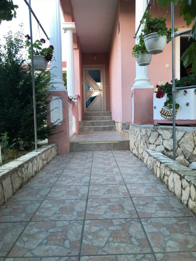Apartmani Misak Врси Экстерьер фото